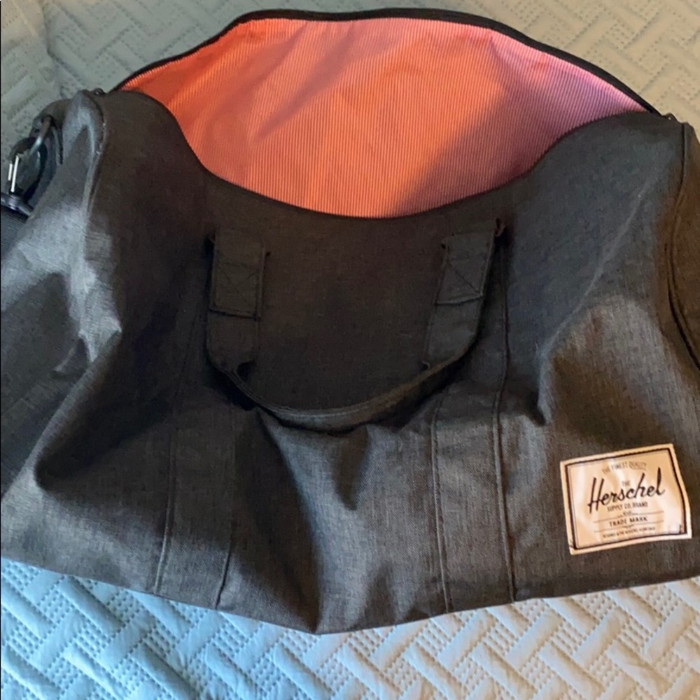 Herschel Duffel bag